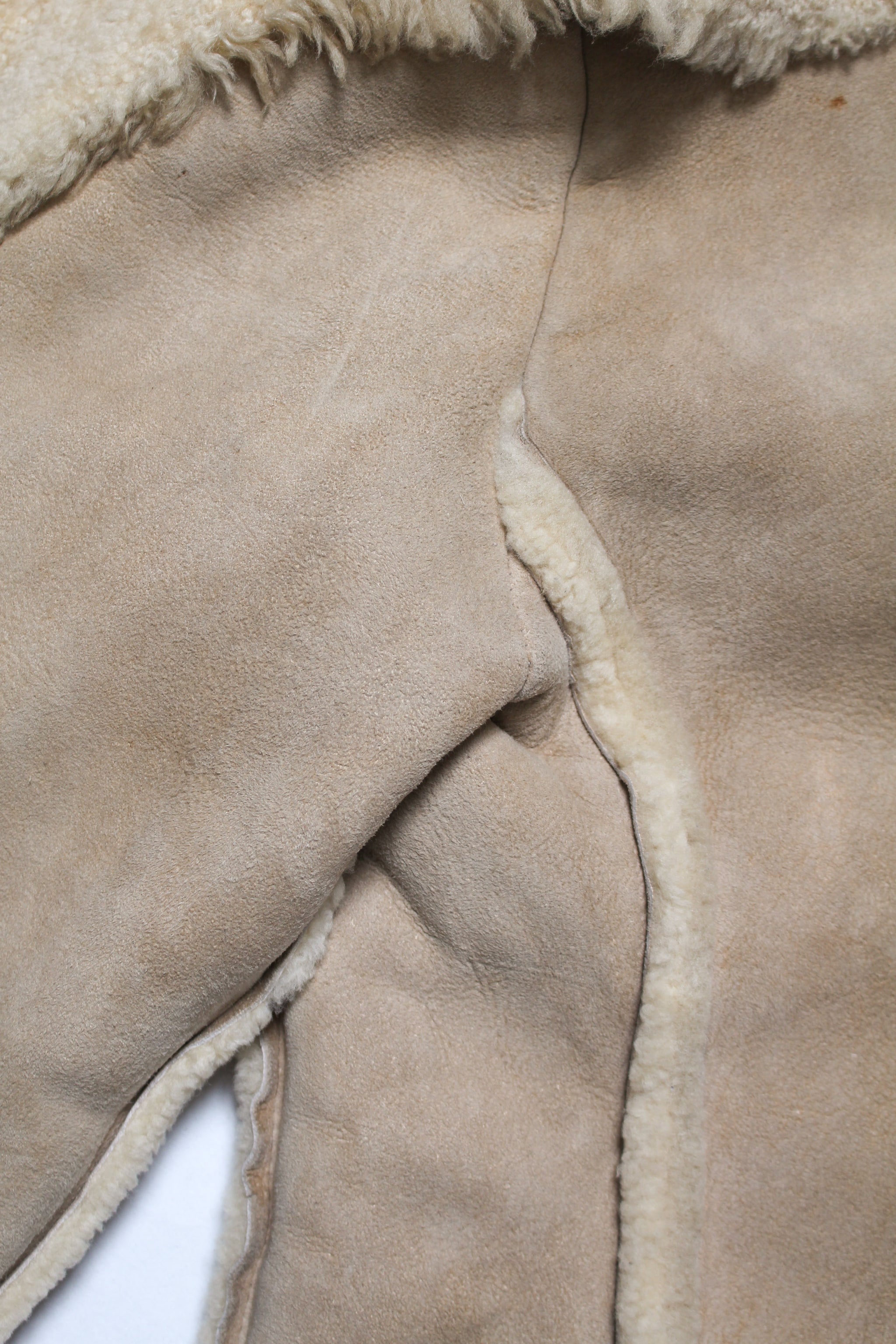 USED in STOCK】MOUNTAIN RHYTHM – MOUTON COAT 70s – C30 - BOW WOW