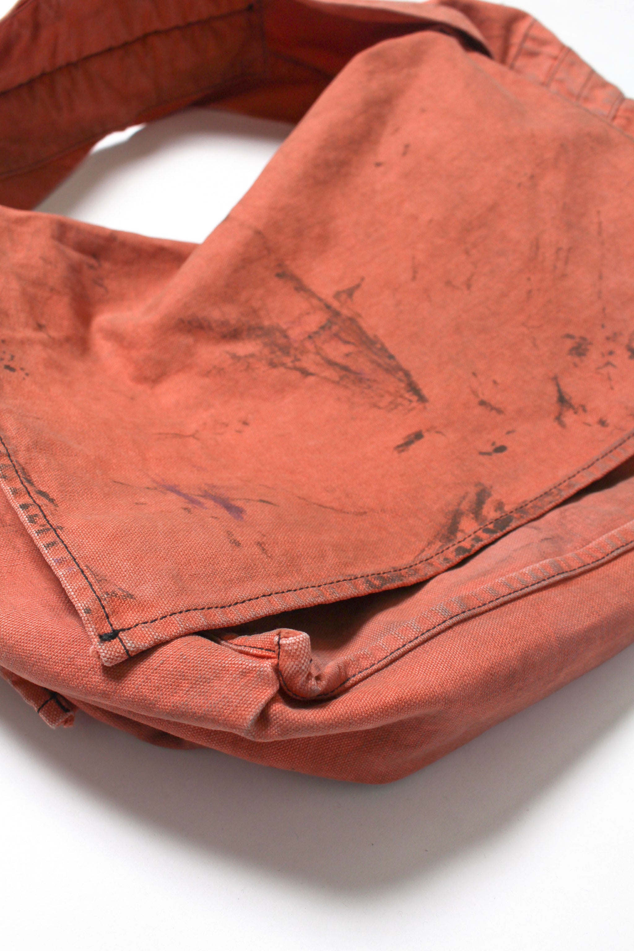 ●BOW WOW●ニュースペーパー バッグ AGED ORANGE ○BOW WOW○ニュースペーパー バッグ AGED ORANGE - メルカリ