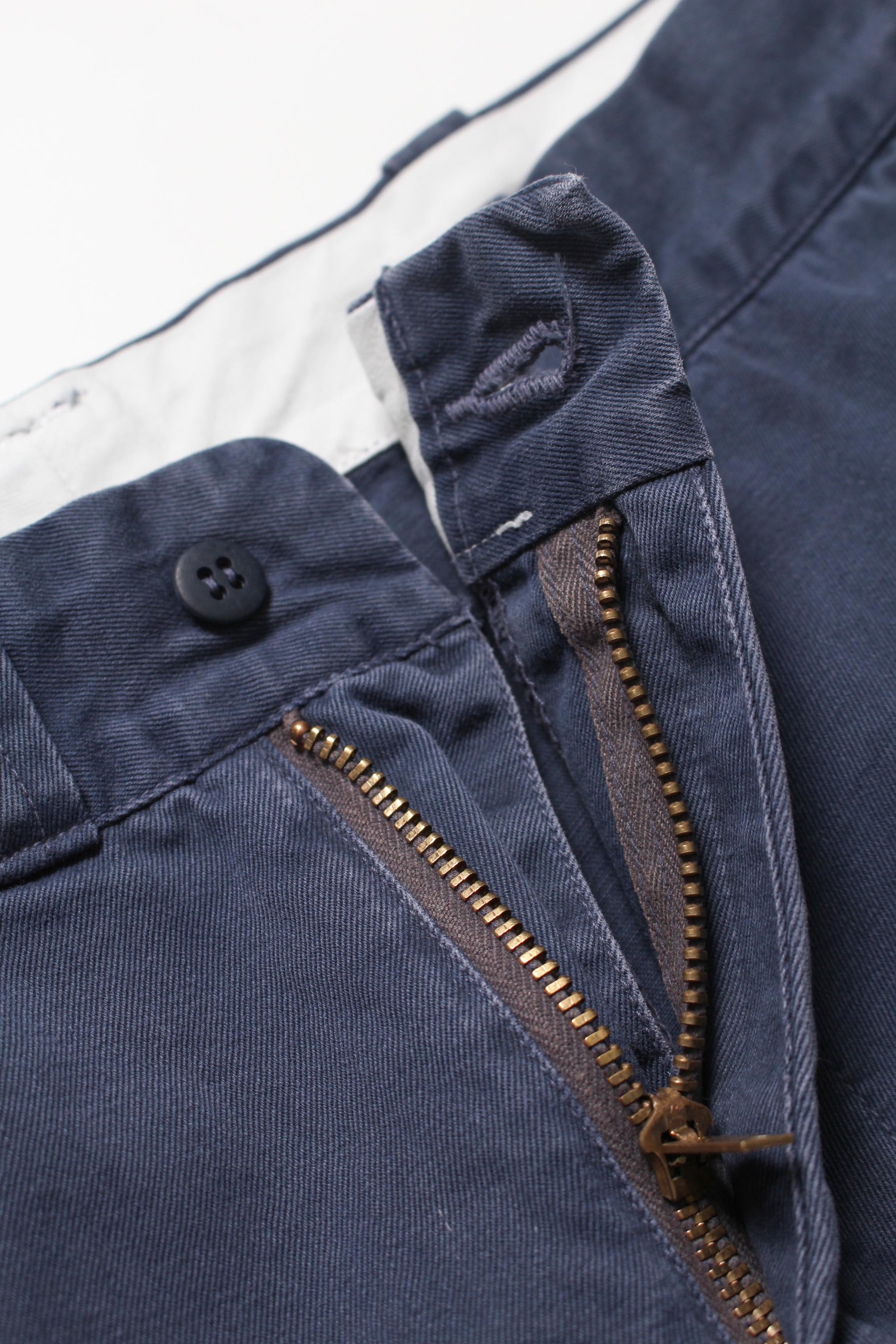 ESSENTIAL CHINO PANTS AGED – C30 - BOW WOW, RECOGNIZE FLAGSHIP SHOP