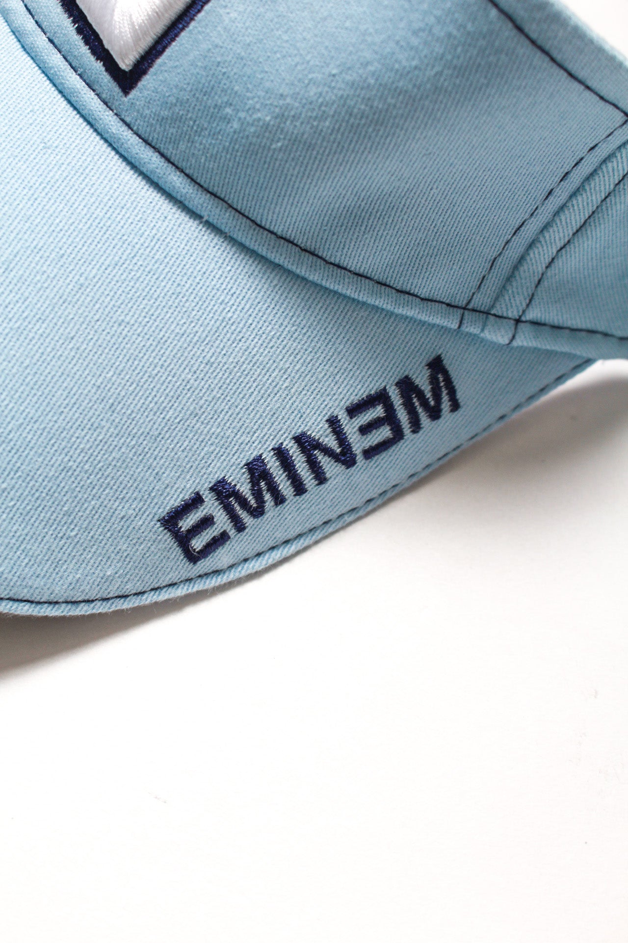 USED in STOCK】EMINEM - EMINEM SUN VISOR – C30 - BOW WOW